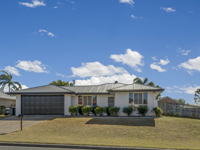 54 Emmadale Drive, New Auckland QLD 4680