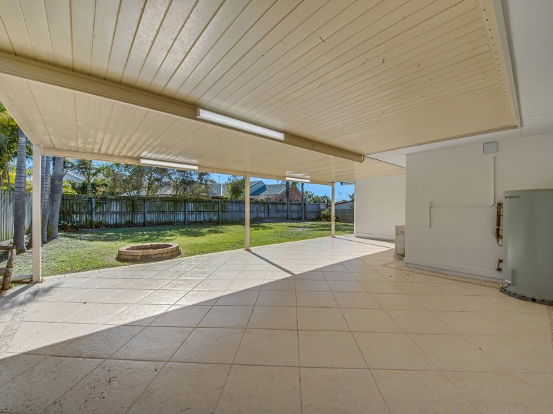 54 Emmadale Drive, New Auckland QLD 4680