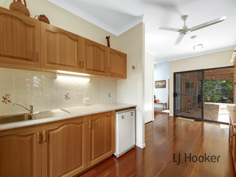 2 Bluewater Drive, Boyne Island QLD 4680