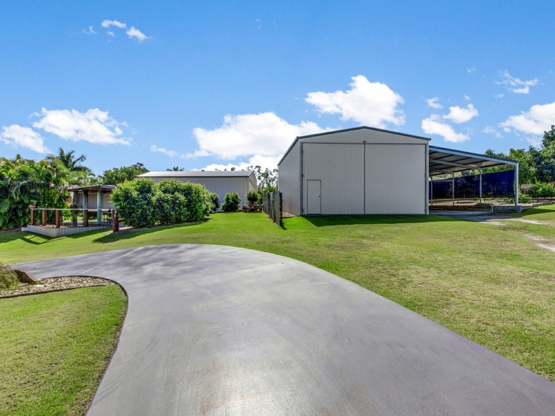 1 Ronpen Close, Tannum Sands QLD 4680