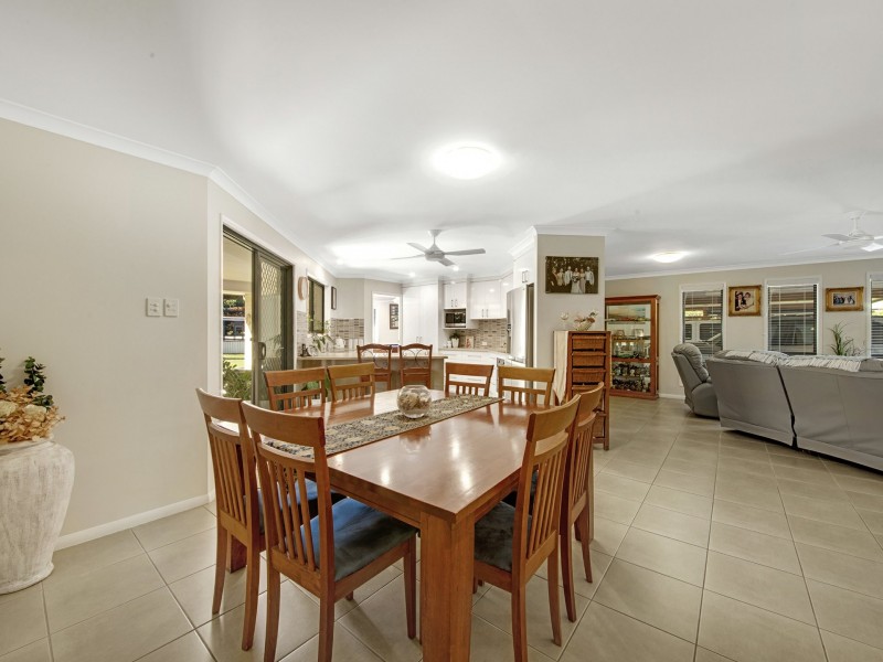 1 Ronpen Close, Tannum Sands QLD 4680