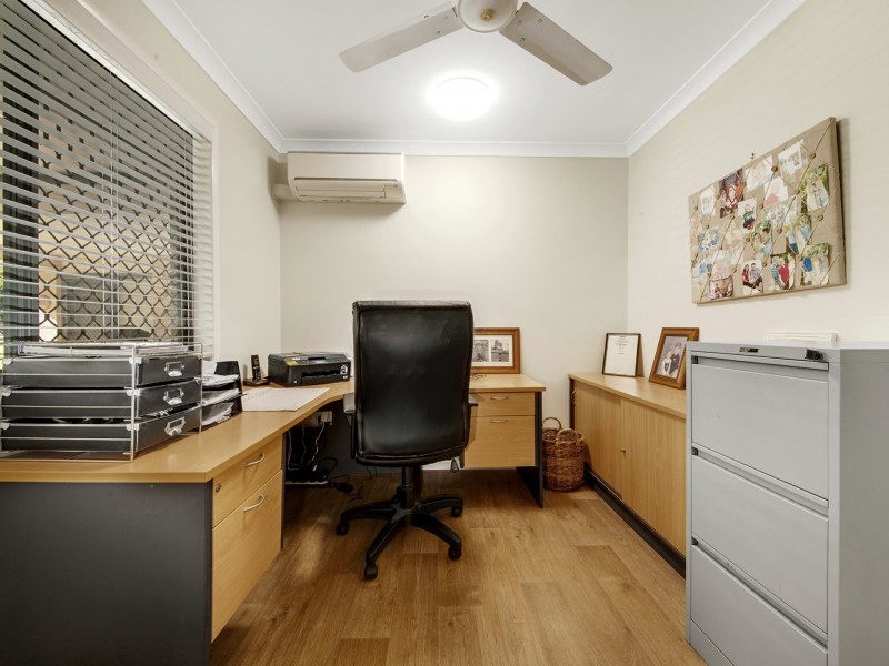 1 Ronpen Close, Tannum Sands QLD 4680