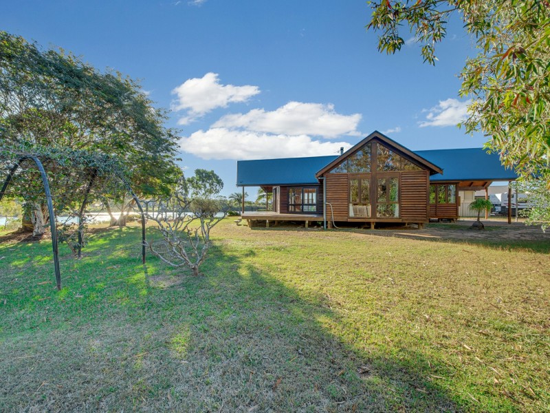 34 Riverside Drive, Tannum Sands QLD 4680