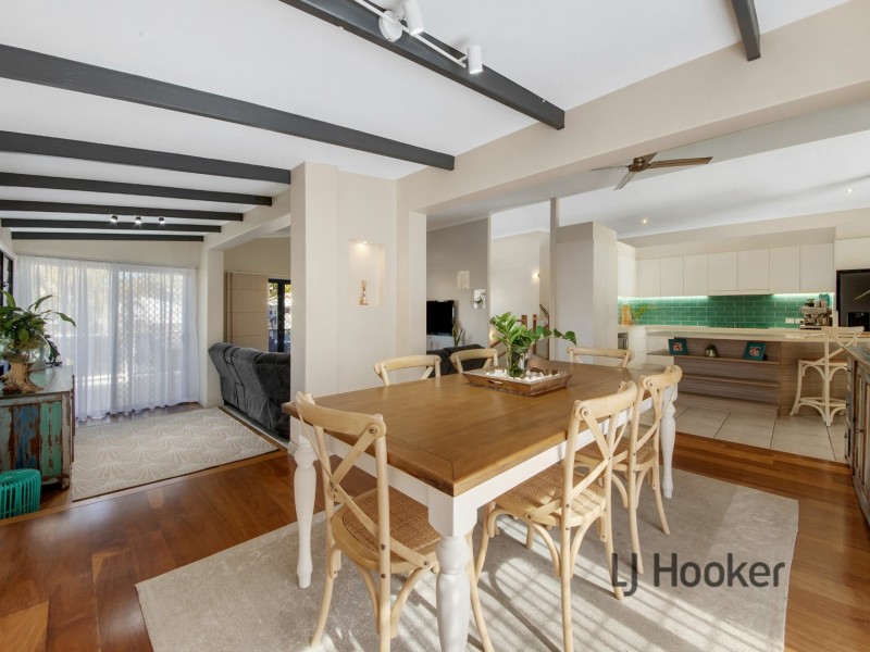 12 Lighthouse Drive, Boyne Island QLD 4680