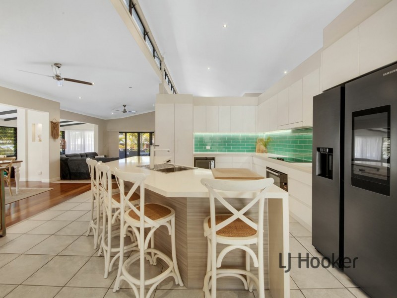 12 Lighthouse Drive, Boyne Island QLD 4680