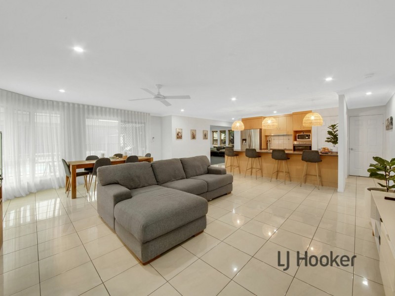 43 Golf View Drive, Boyne Island QLD 4680