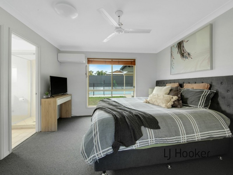 43 Golf View Drive, Boyne Island QLD 4680