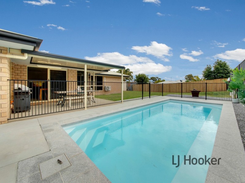 43 Golf View Drive, Boyne Island QLD 4680