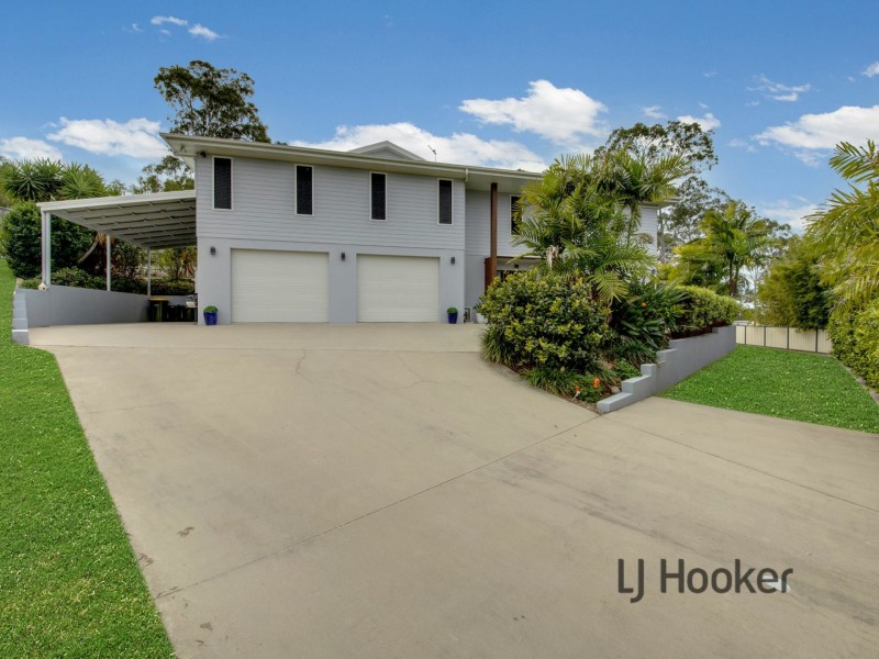 16 Lighthouse Drive, Boyne Island QLD 4680