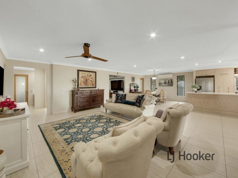 16 Lighthouse Drive, Boyne Island QLD 4680