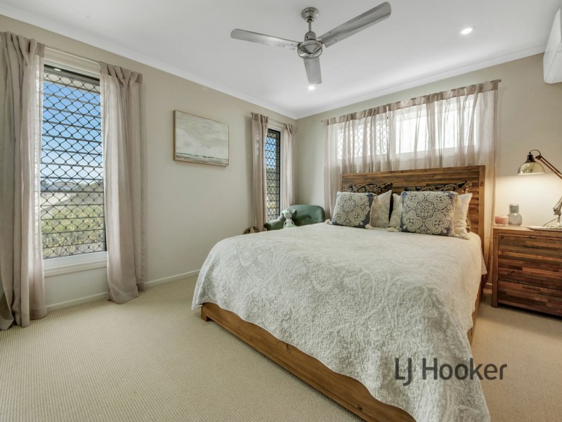16 Lighthouse Drive, Boyne Island QLD 4680