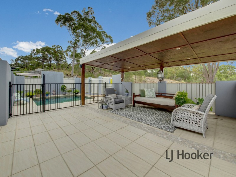 16 Lighthouse Drive, Boyne Island QLD 4680