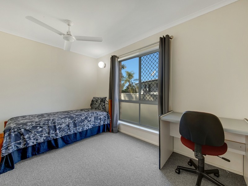 36 Centenary Drive, Boyne Island QLD 4680