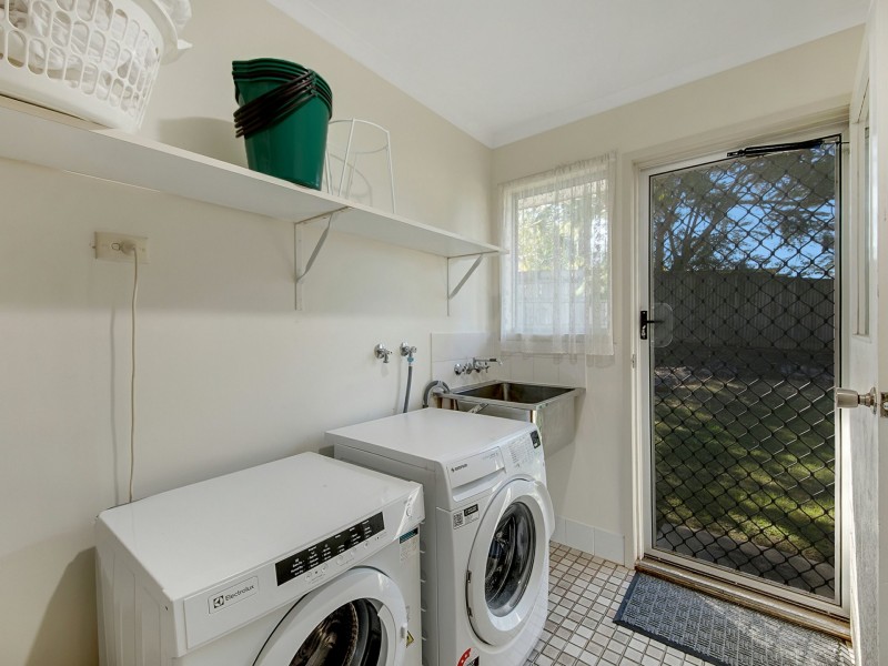 36 Centenary Drive, Boyne Island QLD 4680