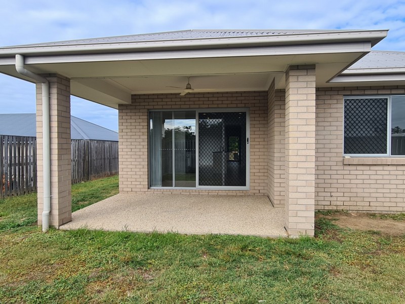 4 Wabby Street, Boyne Island QLD 4680
