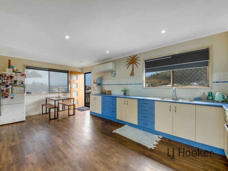 9 Marina Avenue, Boyne Island QLD 4680