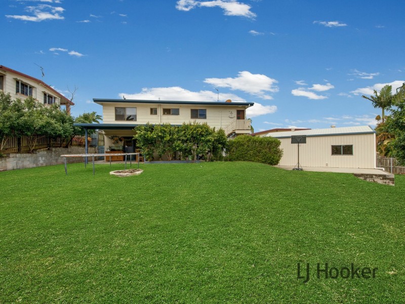 9 Marina Avenue, Boyne Island QLD 4680