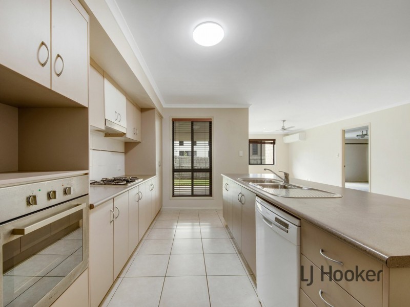 22 Lighthouse Drive, Boyne Island QLD 4680