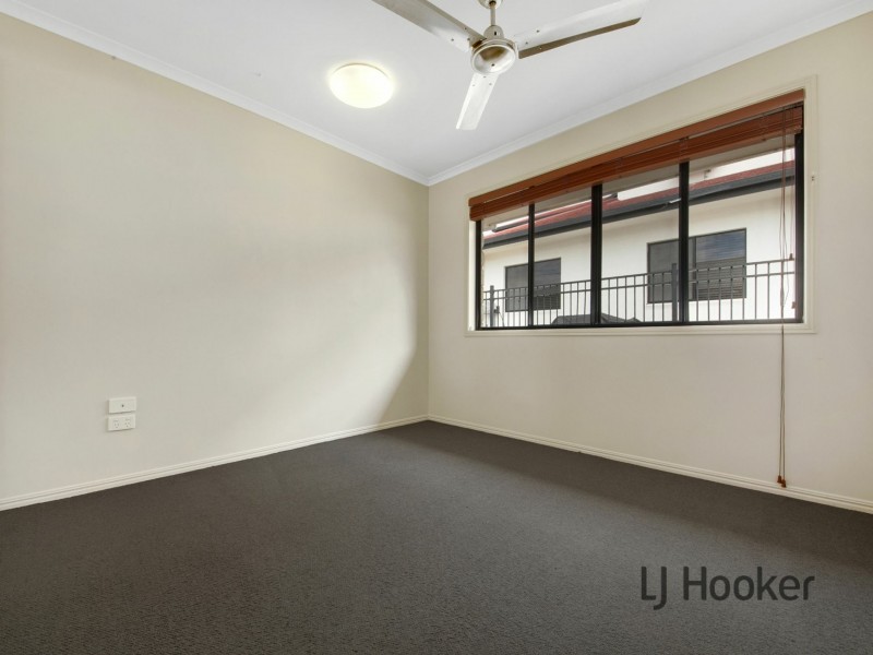 22 Lighthouse Drive, Boyne Island QLD 4680