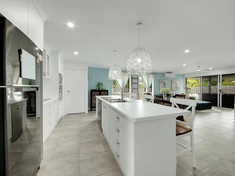 1 Boondooma Court, Boyne Island QLD 4680