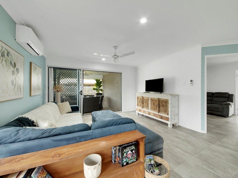 1 Boondooma Court, Boyne Island QLD 4680