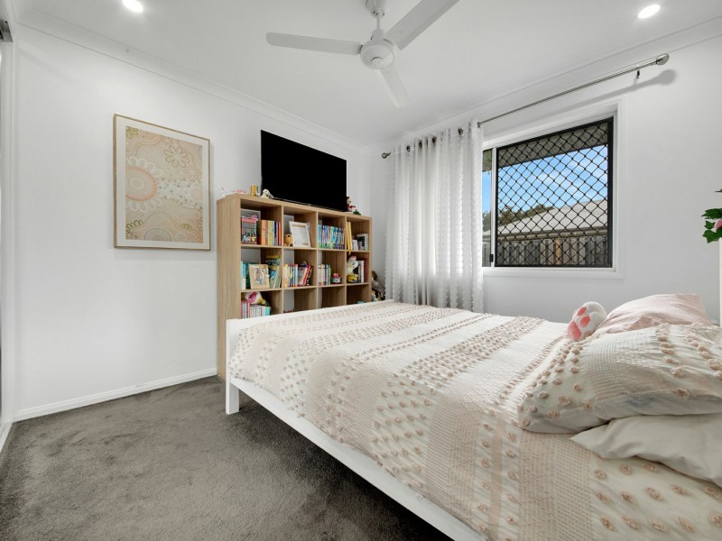 1 Boondooma Court, Boyne Island QLD 4680
