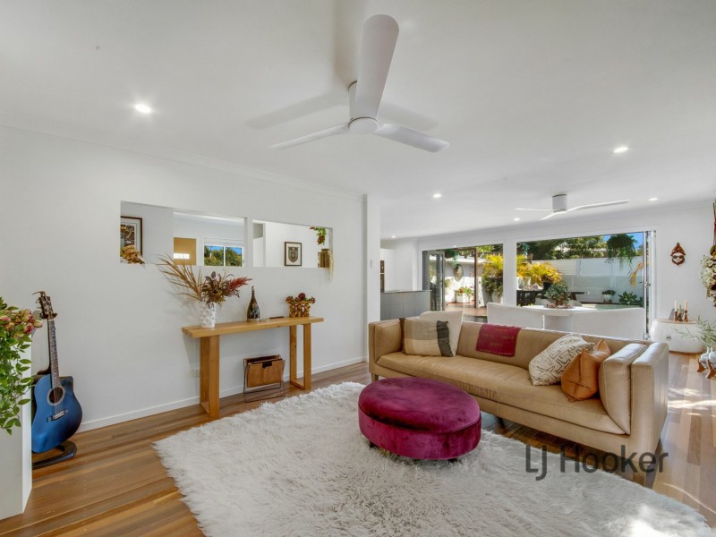 12 Alkina Crescent, Boyne Island QLD 4680