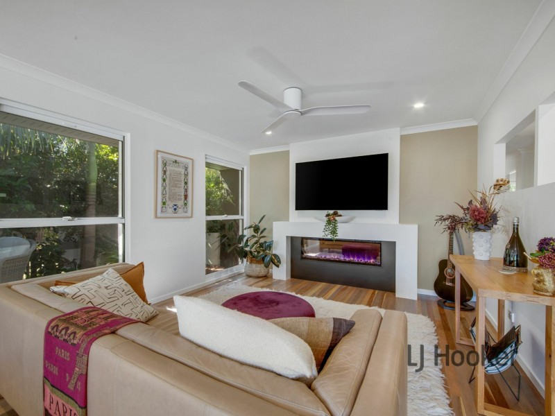 12 Alkina Crescent, Boyne Island QLD 4680