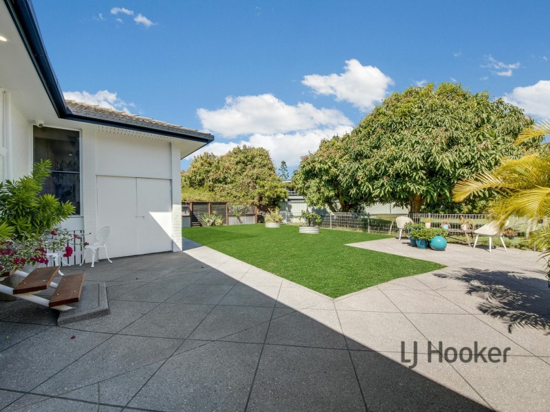 12 Alkina Crescent, Boyne Island QLD 4680