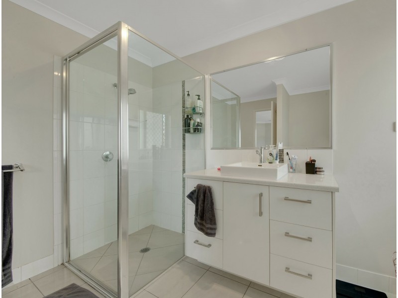 37 Pryde Street, Tannum Sands QLD 4680