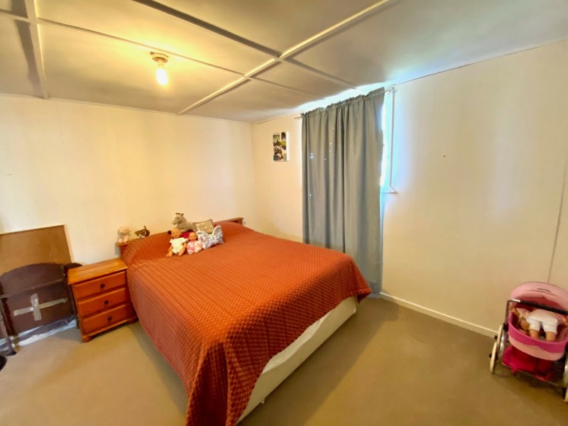 18 Yukana Street, Boyne Island QLD 4680