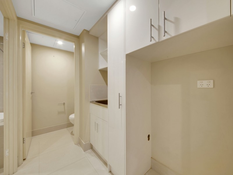 303/10 Wyndham Avenue, Boyne Island QLD 4680