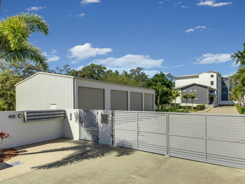 303/10 Wyndham Avenue, Boyne Island QLD 4680