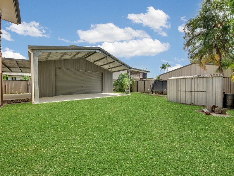 10 KATANDRA STREET, Boyne Island QLD 4680