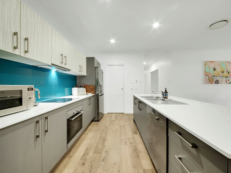 1 Tulipwood Circuit, Boyne Island QLD 4680