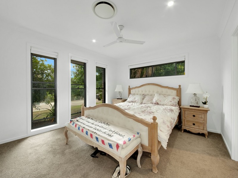 1 Tulipwood Circuit, Boyne Island QLD 4680
