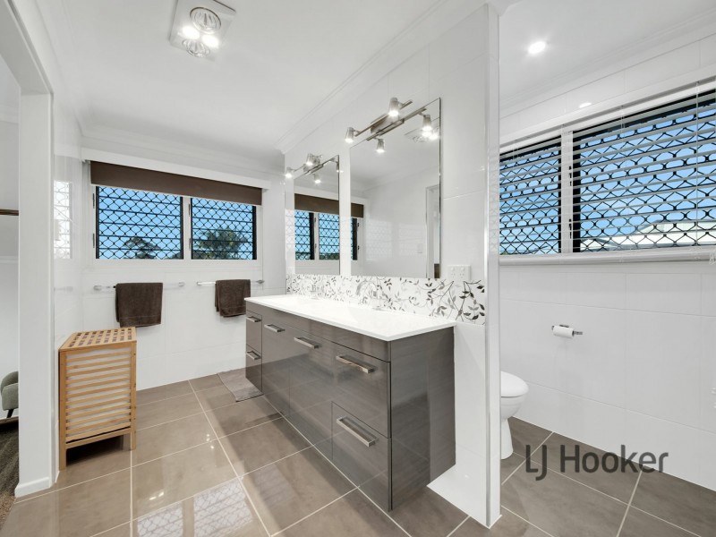 15 Riverside Drive, Tannum Sands QLD 4680