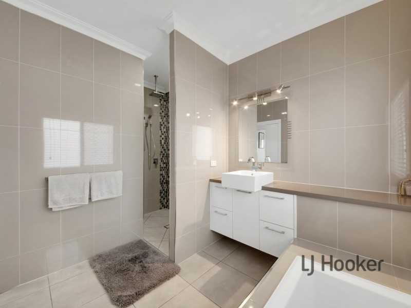 15 Riverside Drive, Tannum Sands QLD 4680