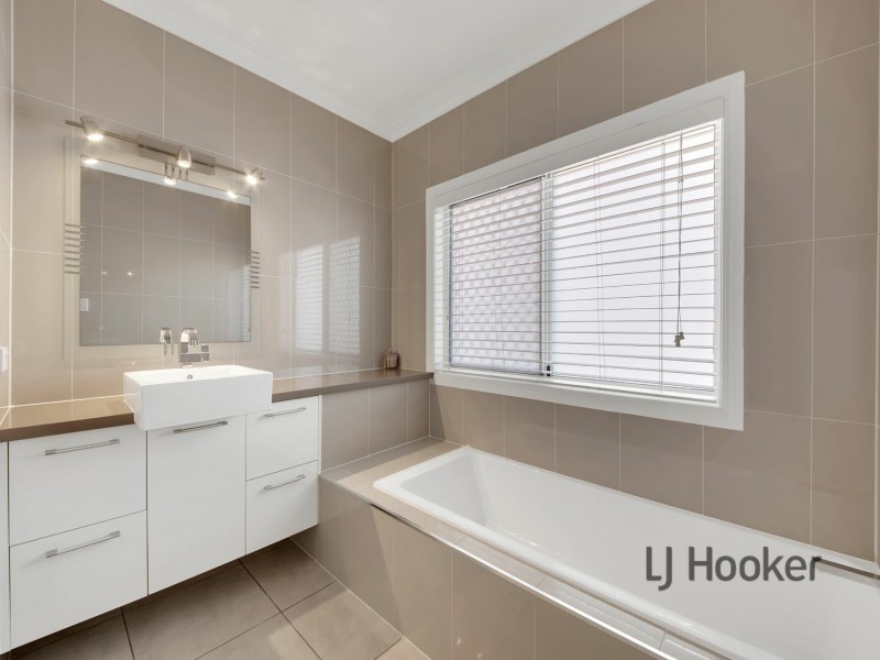 15 Riverside Drive, Tannum Sands QLD 4680