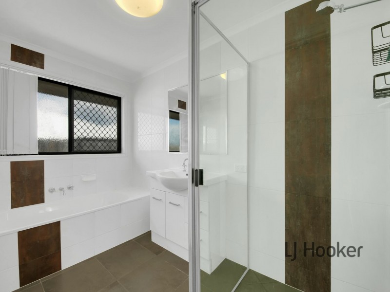 26 Surita Court, Boyne Island QLD 4680