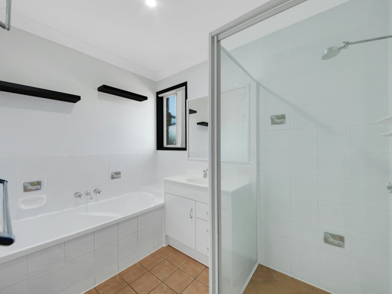 21 Cavella Drive, Glen Eden QLD 4680