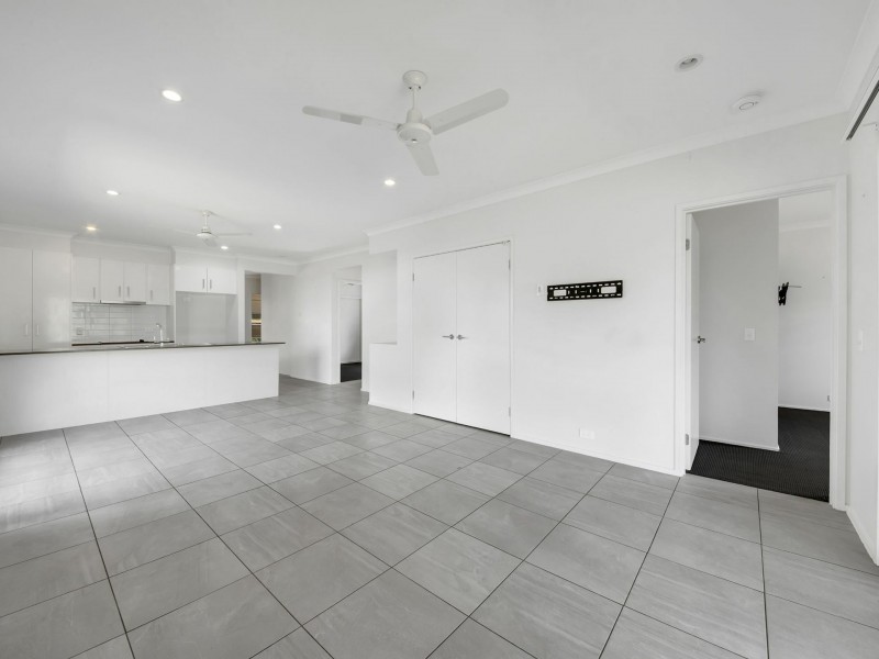 18 Brush Tail Court, Boyne Island QLD 4680