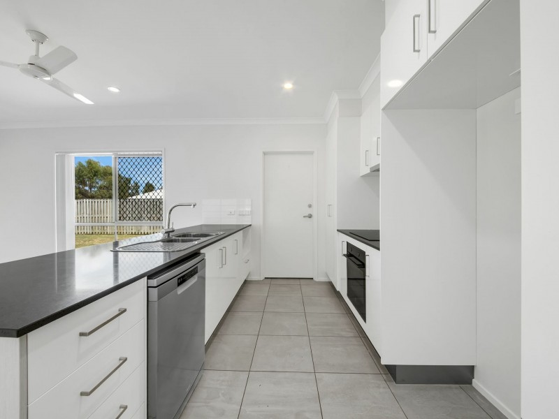 18 Brush Tail Court, Boyne Island QLD 4680