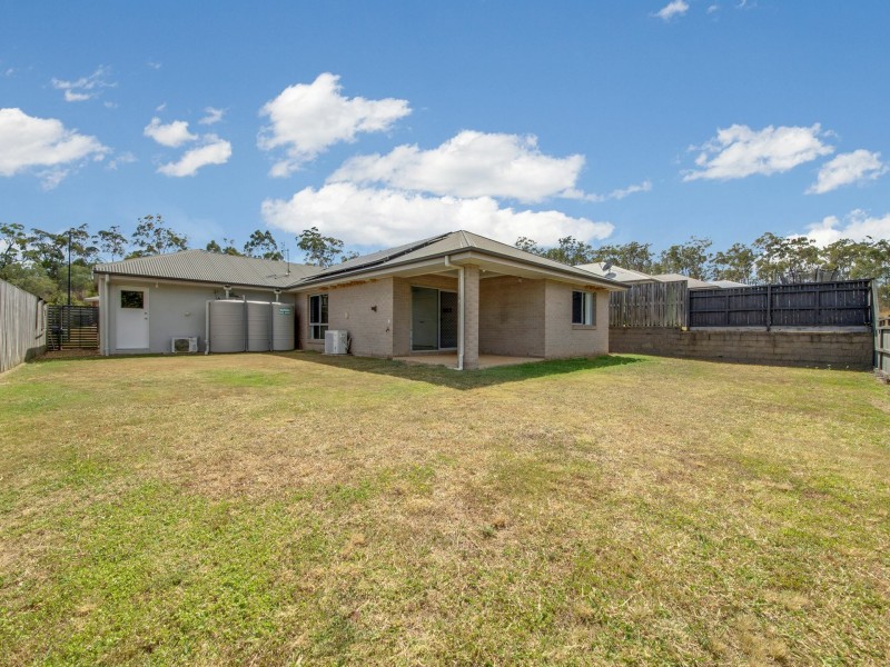 18 Brush Tail Court, Boyne Island QLD 4680