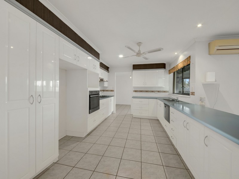 32 Hampton Drive, Tannum Sands QLD 4680