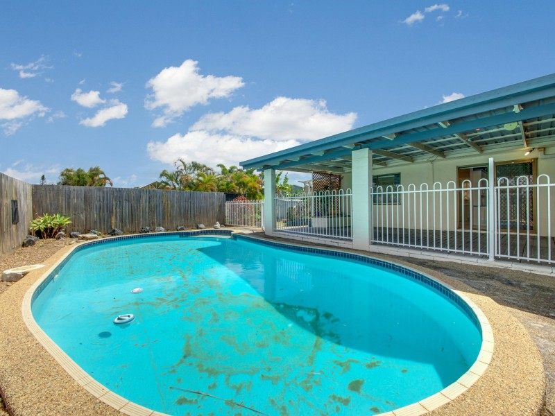 32 Hampton Drive, Tannum Sands QLD 4680