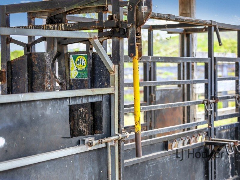 400 Wildman Road, Iveragh QLD 4680