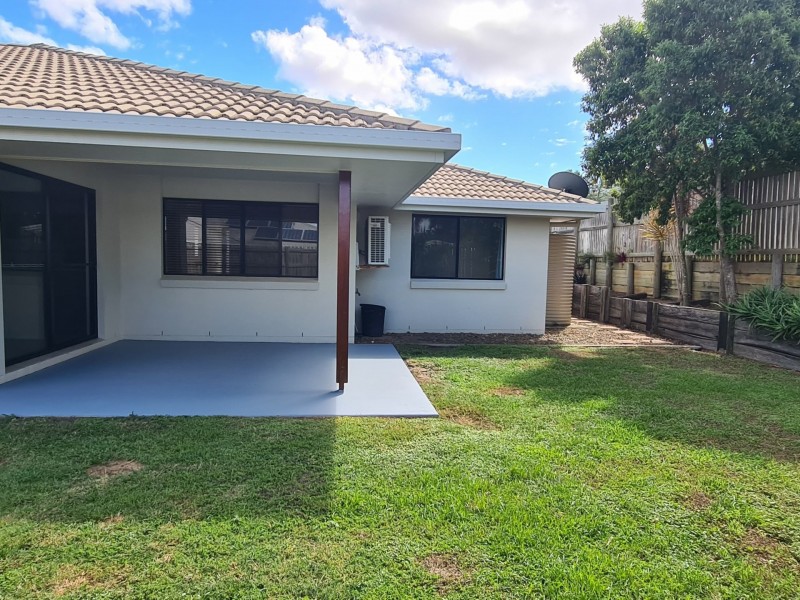 12 Jeana Close, Boyne Island QLD 4680