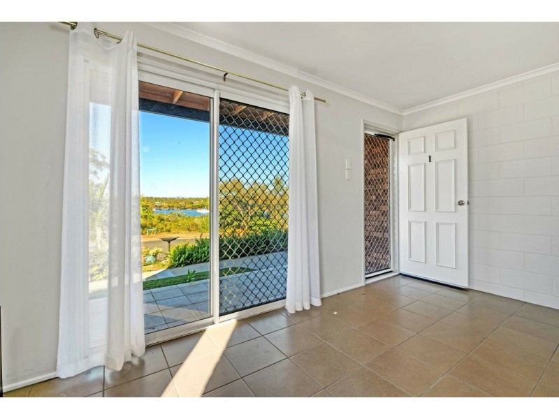 1/32 Parkside Street, Tannum Sands QLD 4680