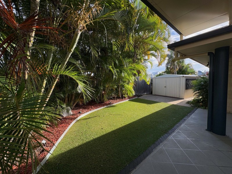 11 Riverside Drive, Tannum Sands QLD 4680
